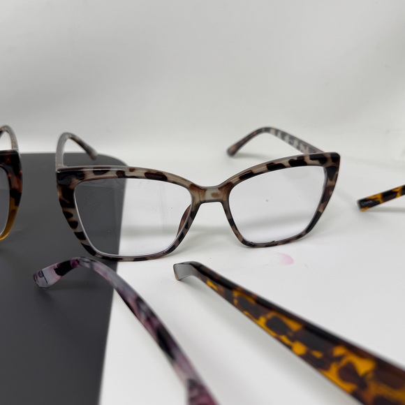 Reading glasses lot of 10 pcs with +1.50 magnification - Picture 10 of 14